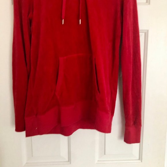 Red Velvet Hoodie - Picture 5 of 10